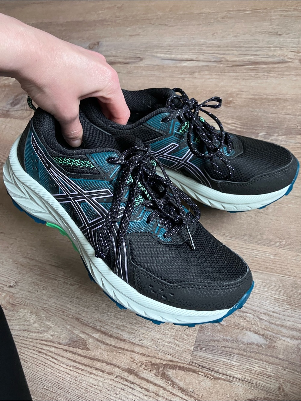 ASICS Gel Venture 9 Trail Runners